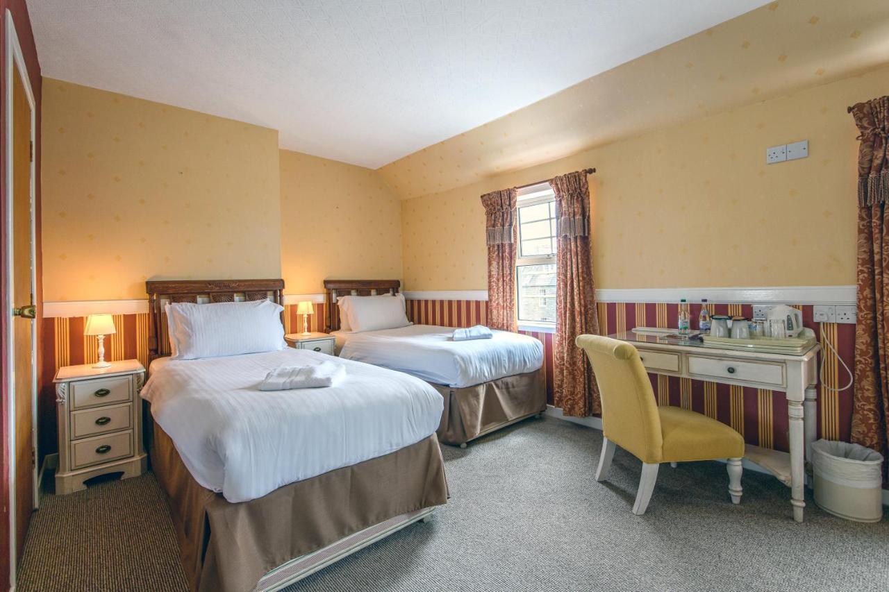 The Portland Hotel Lybster Buitenkant foto